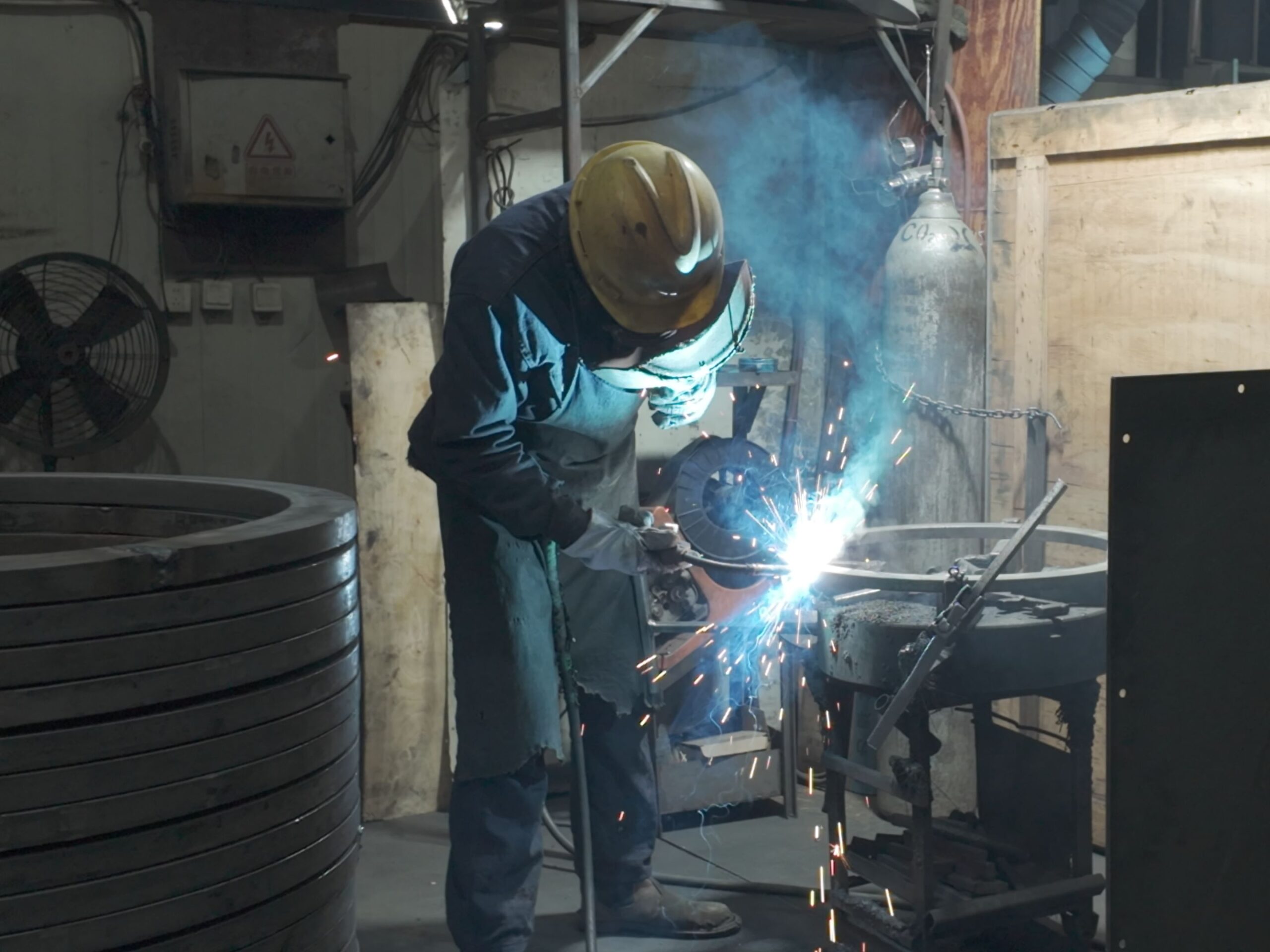 Usuper Power Welding for Generator Case