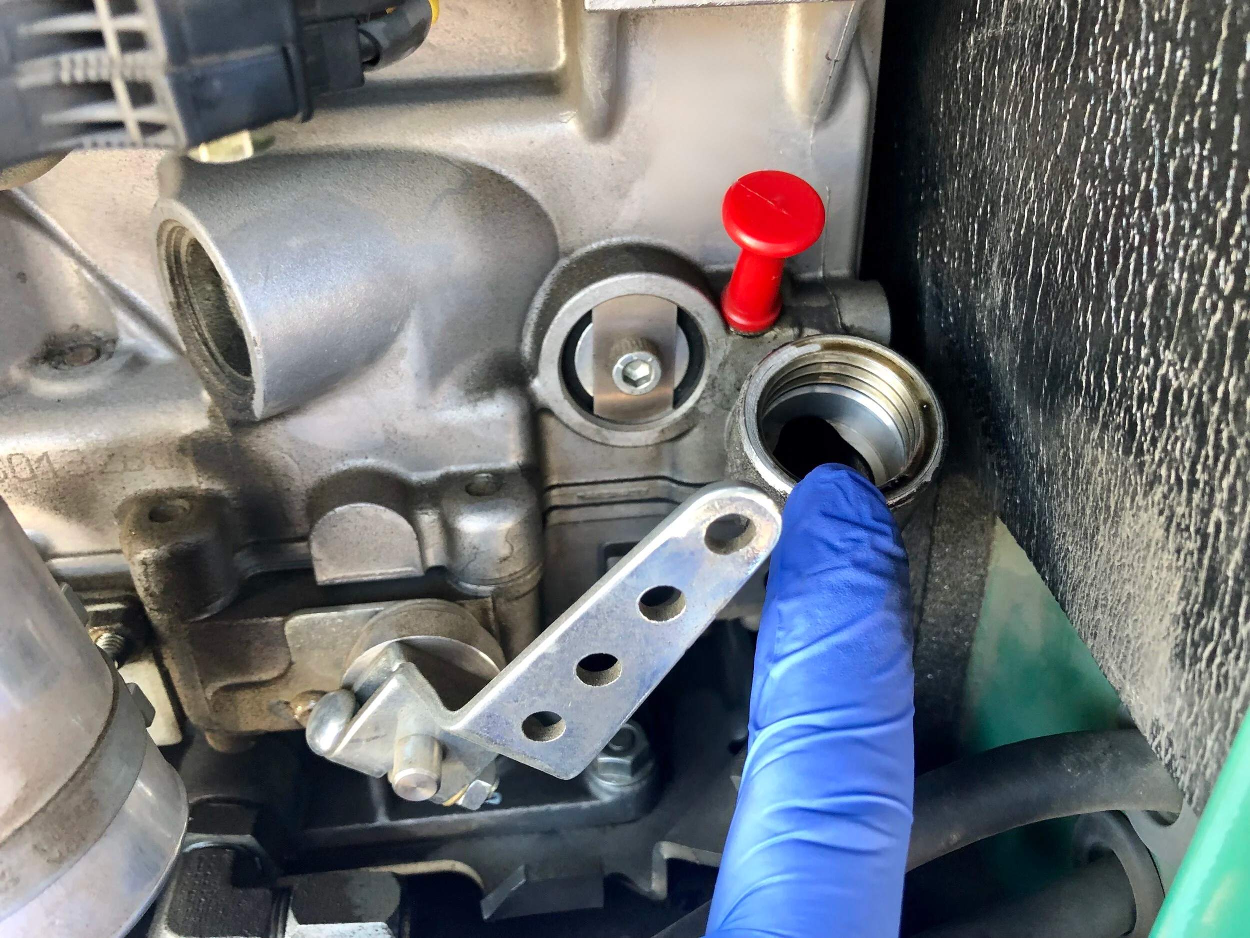 Generator oil filler cap